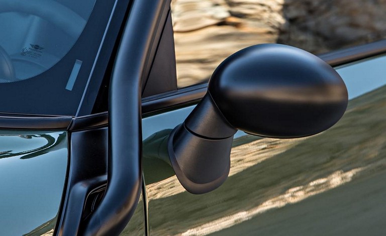 Name:  mini-cooper-paceman-adventure-all4-side-view-mirror-photo-592608-s-986x603.jpg
Views: 2105
Size:  67.0 KB