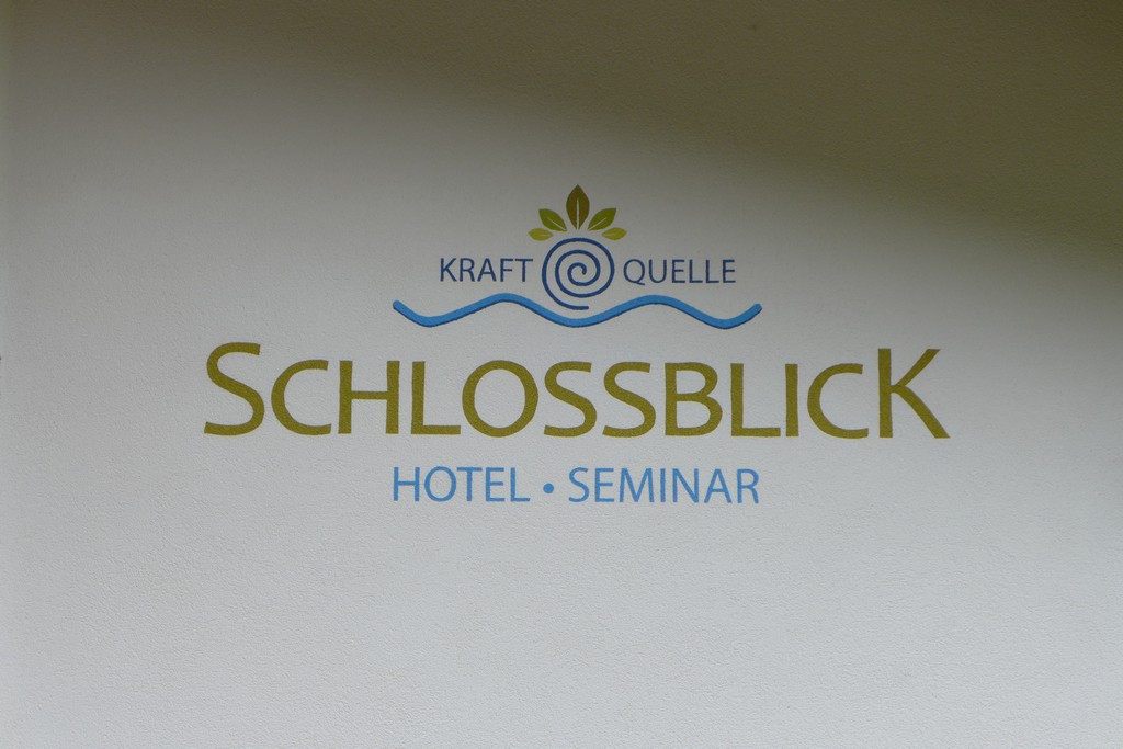 Name:  schloss Blick Hotel Kufstein   P1000990.jpg
Views: 14052
Size:  144.2 KB