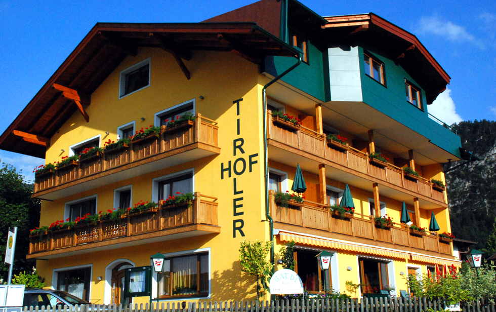 Name:  Tiroler Hof Kufstein  aussen.jpg
Views: 16448
Size:  768.4 KB