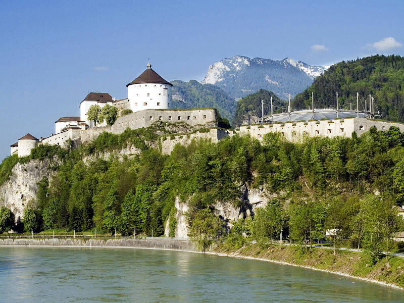 Name:  Tiroler Hof Kufstein   festung_Kufstein_tag.jpg
Views: 19052
Size:  128.7 KB