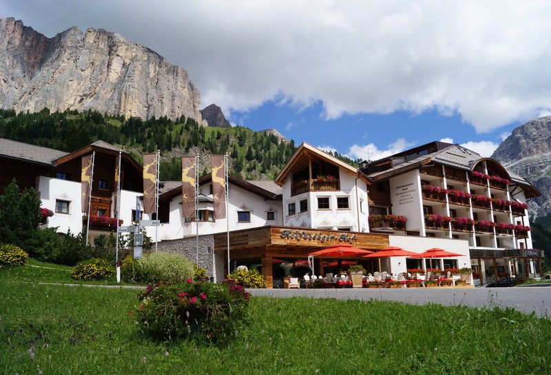 Name:  Sella  Hotel Kolfuschgerhof     10499343_704382849598048_534667051736844303_o.jpg
Views: 34201
Size:  155.6 KB