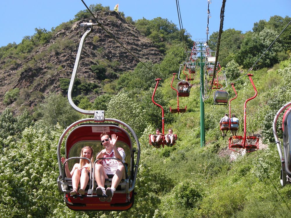 Name:  Cochem _Sesselbahn_30_36d9ea5f03.jpg
Views: 11338
Size:  259.4 KB