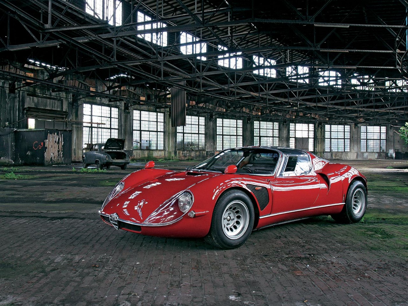 Name:  alfaromeo-33-2-stradale01.jpg
Views: 2019
Size:  489.6 KB