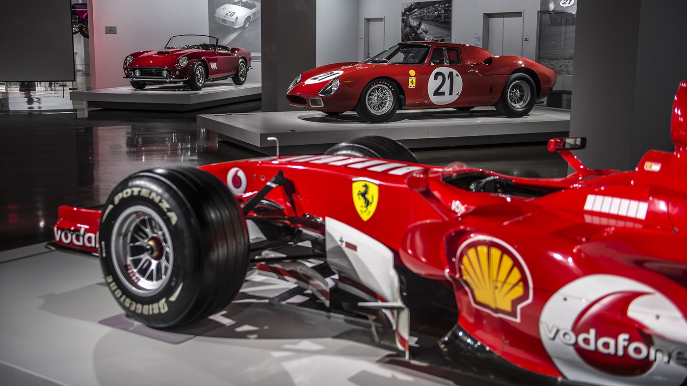 Name:  19-petersen-ferrari-70th-anniversary-1.jpg
Views: 1296
Size:  386.7 KB