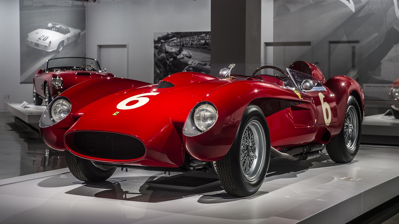 Name:  31-petersen-ferrari-70th-anniversary-1.jpg
Views: 1283
Size:  366.5 KB