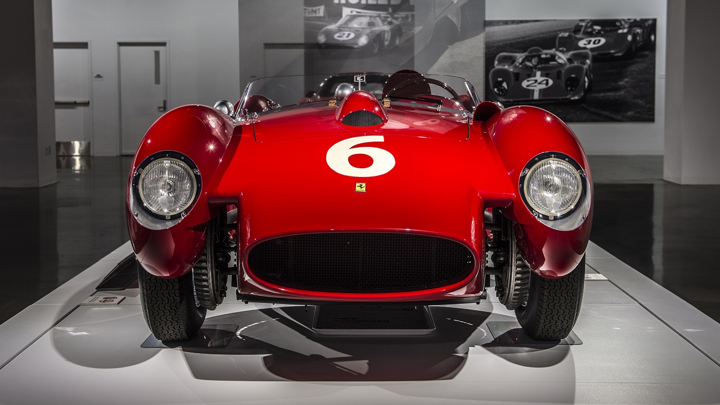 Name:  32-petersen-ferrari-70th-anniversary-1.jpg
Views: 1274
Size:  367.9 KB