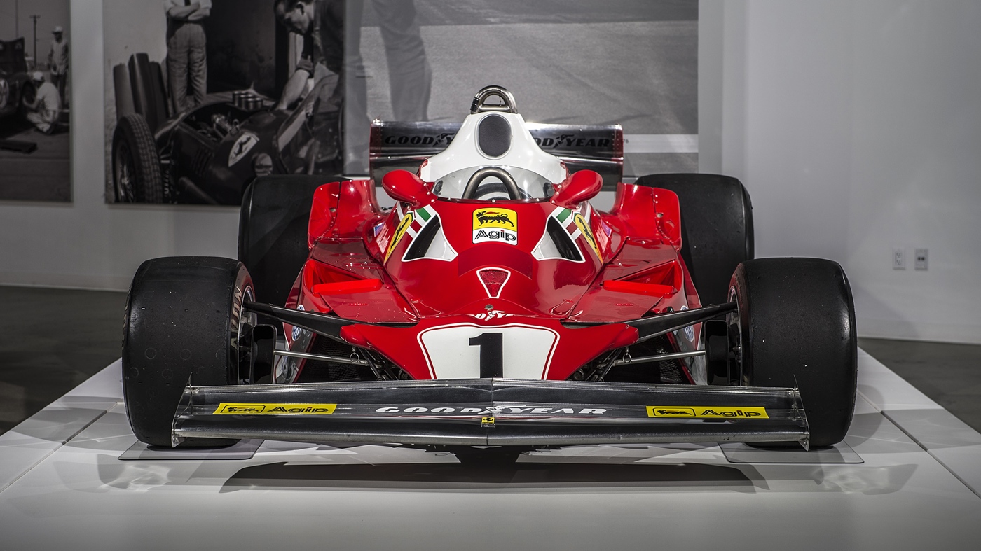 Name:  41-petersen-ferrari-70th-anniversary-1.jpg
Views: 1234
Size:  373.7 KB