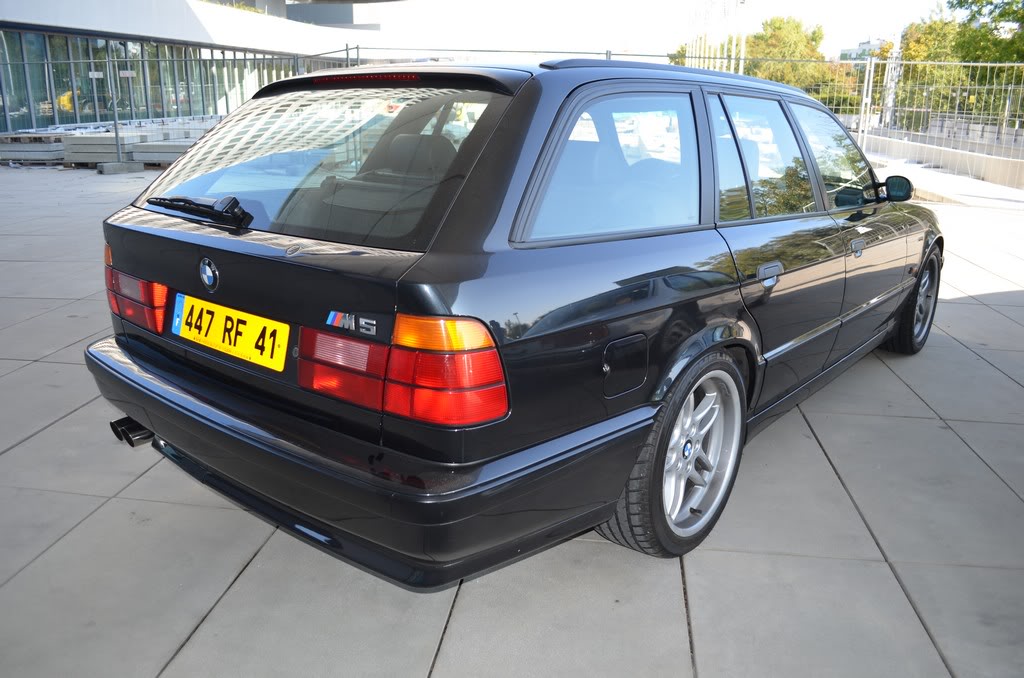 Name:  e34 M5 bonhams auction  DSC_0086.jpg
Views: 25272
Size:  120.5 KB