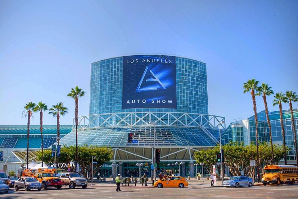 Name:  78_los_angeles_auto_show.jpg
Views: 7407
Size:  150.6 KB