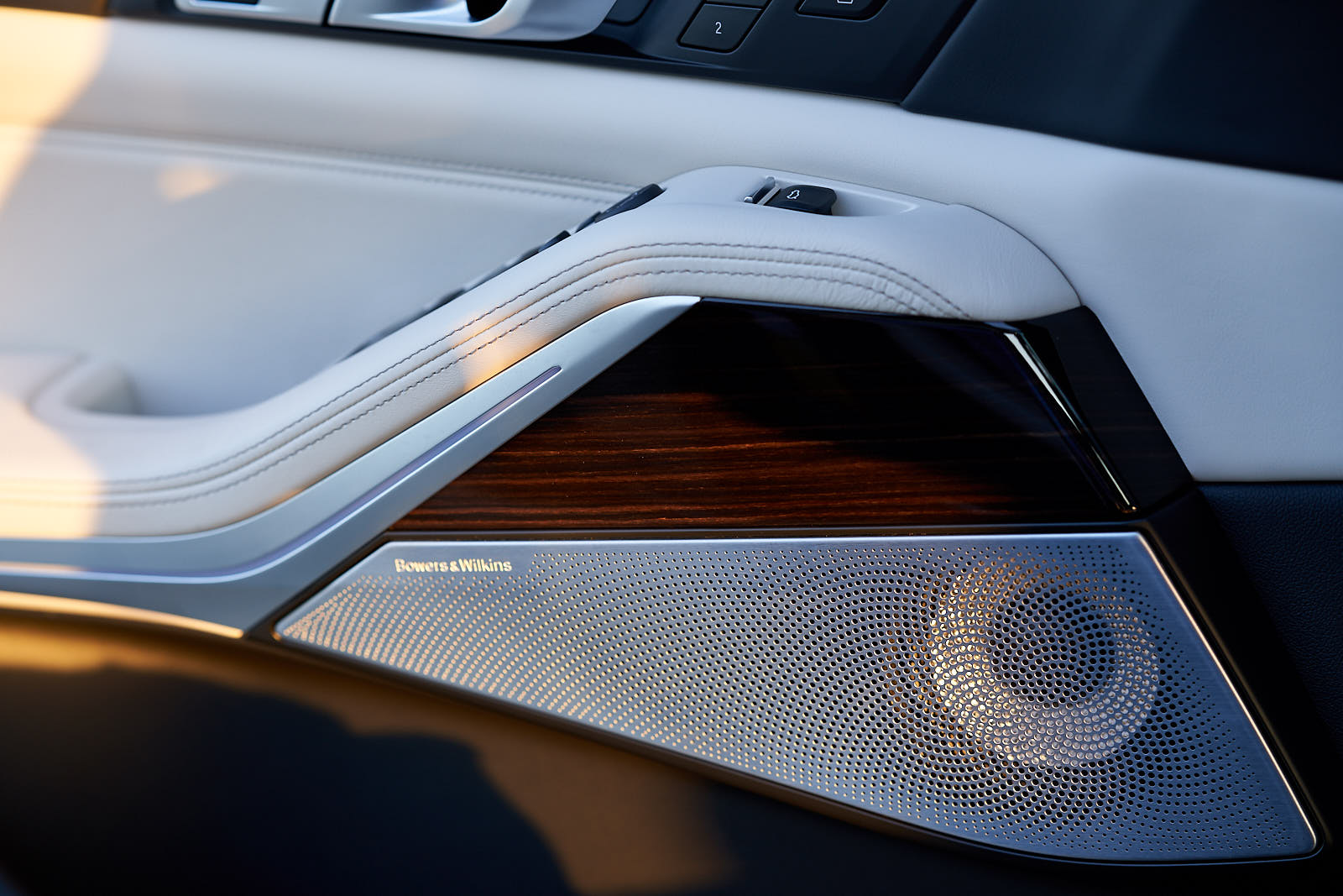 Name:  2019_BMW_X5_xDrive_ 15.jpg
Views: 5328
Size:  250.0 KB