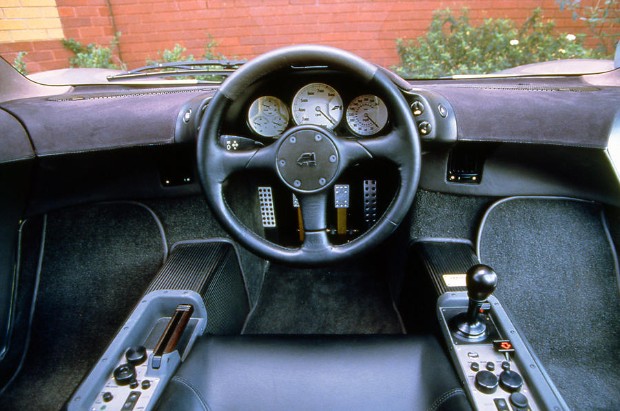 Name:  mclaren-f1-012.jpg
Views: 8166
Size:  130.9 KB