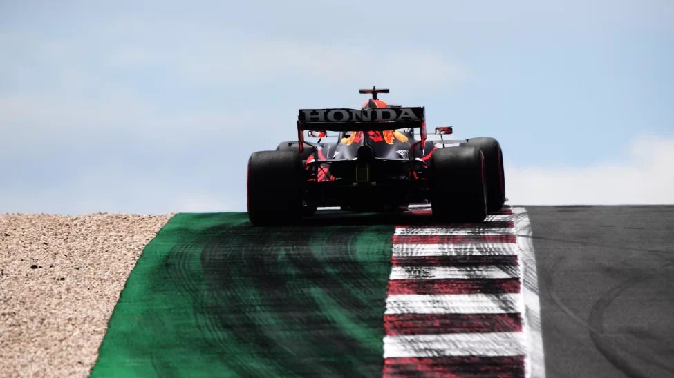 Name:  VER_TrackLimits.jpg
Views: 4718
Size:  56.1 KB