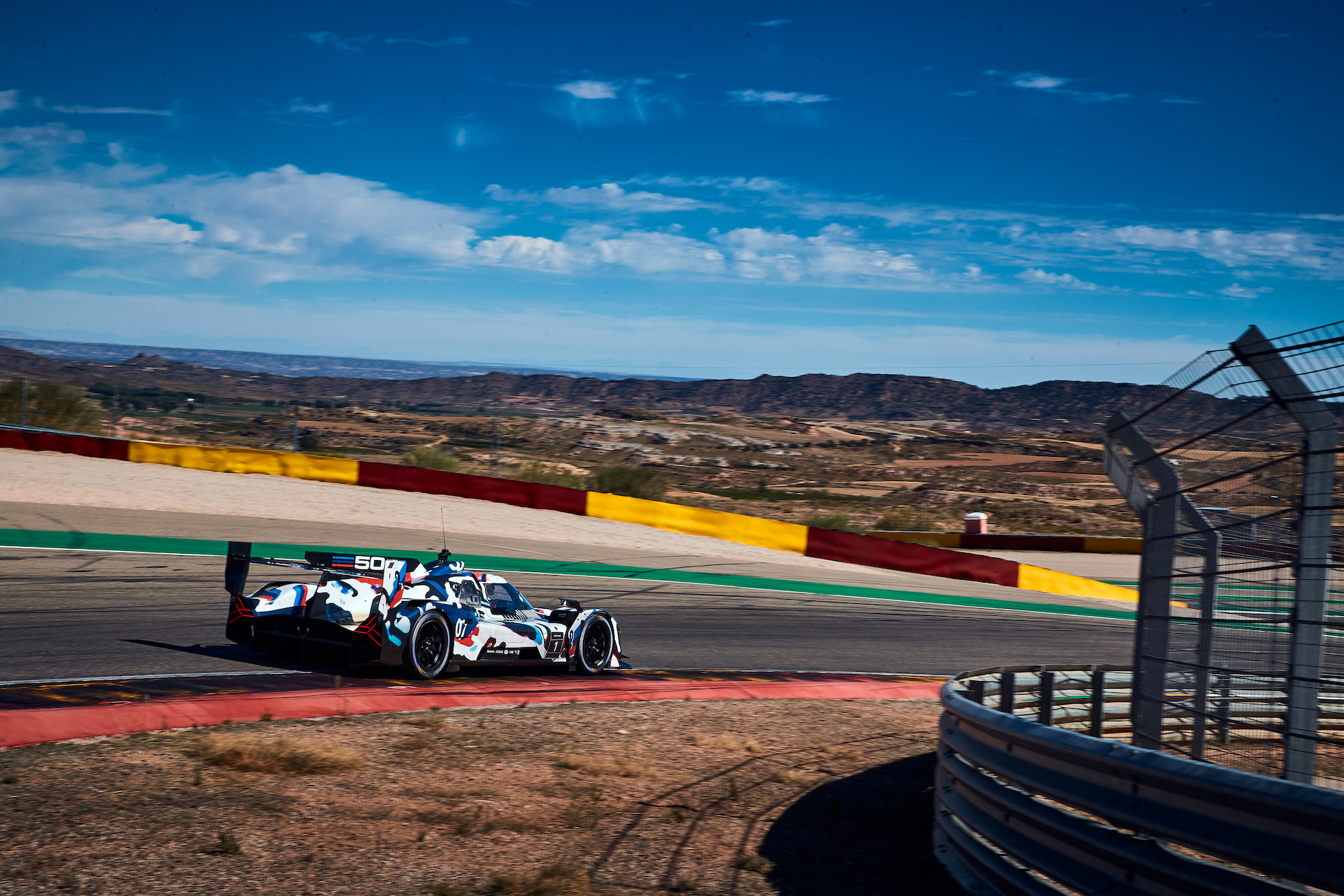 Name:  P90476309_highRes_aragon-esp-22-23-aug.jpg
Views: 7338
Size:  830.4 KB