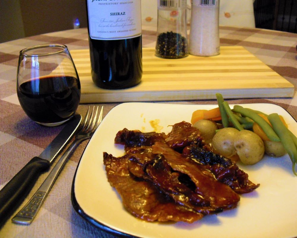 Name:  Brisket..JPG
Views: 635
Size:  114.9 KB