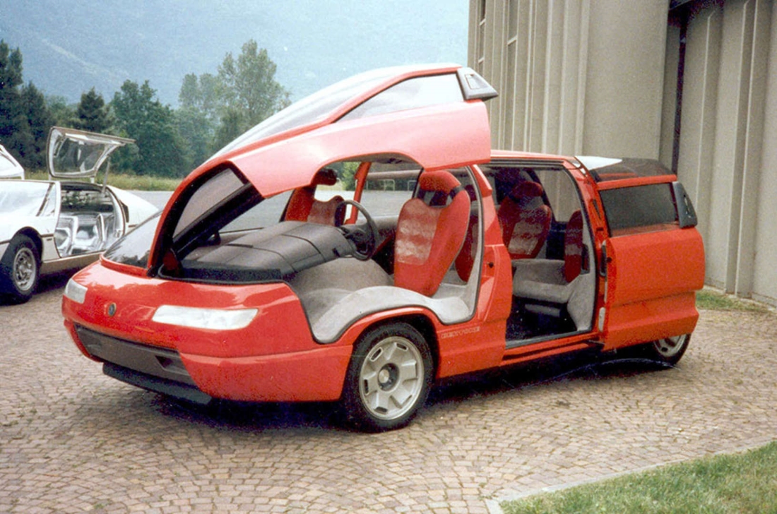 Name:  Bertone Genesis (1988).jpg
Views: 3226
Size:  603.1 KB