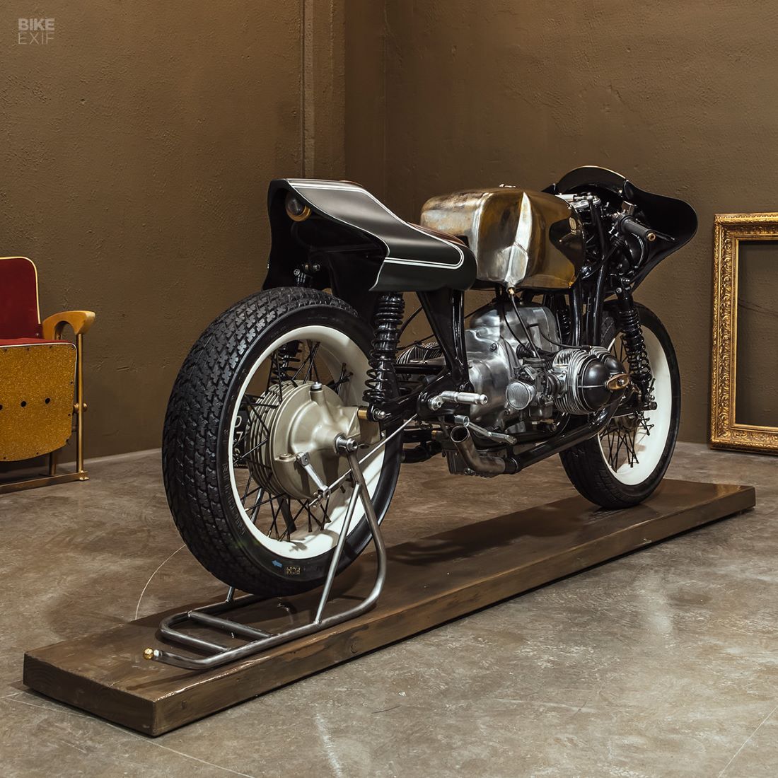 Name:  custom-bmw-r69-10.jpg
Views: 6389
Size:  205.4 KB