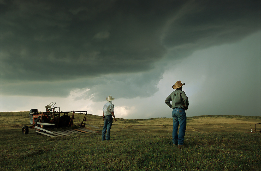 Name:  Approaching-Storm.jpg
Views: 8887
Size:  243.3 KB