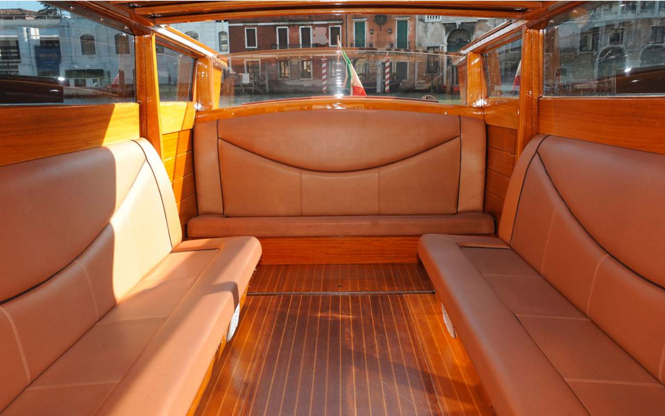 Name:  Venezia_Taxi_2.jpg
Views: 2314
Size:  94.2 KB