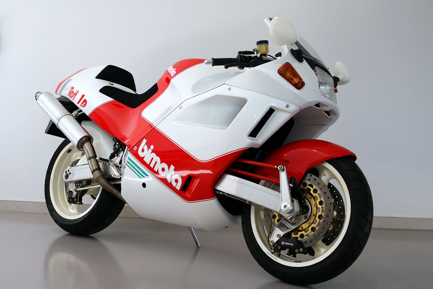 Name:  1991-bimota-tesi-1d-904.jpg
Views: 2064
Size:  122.7 KB