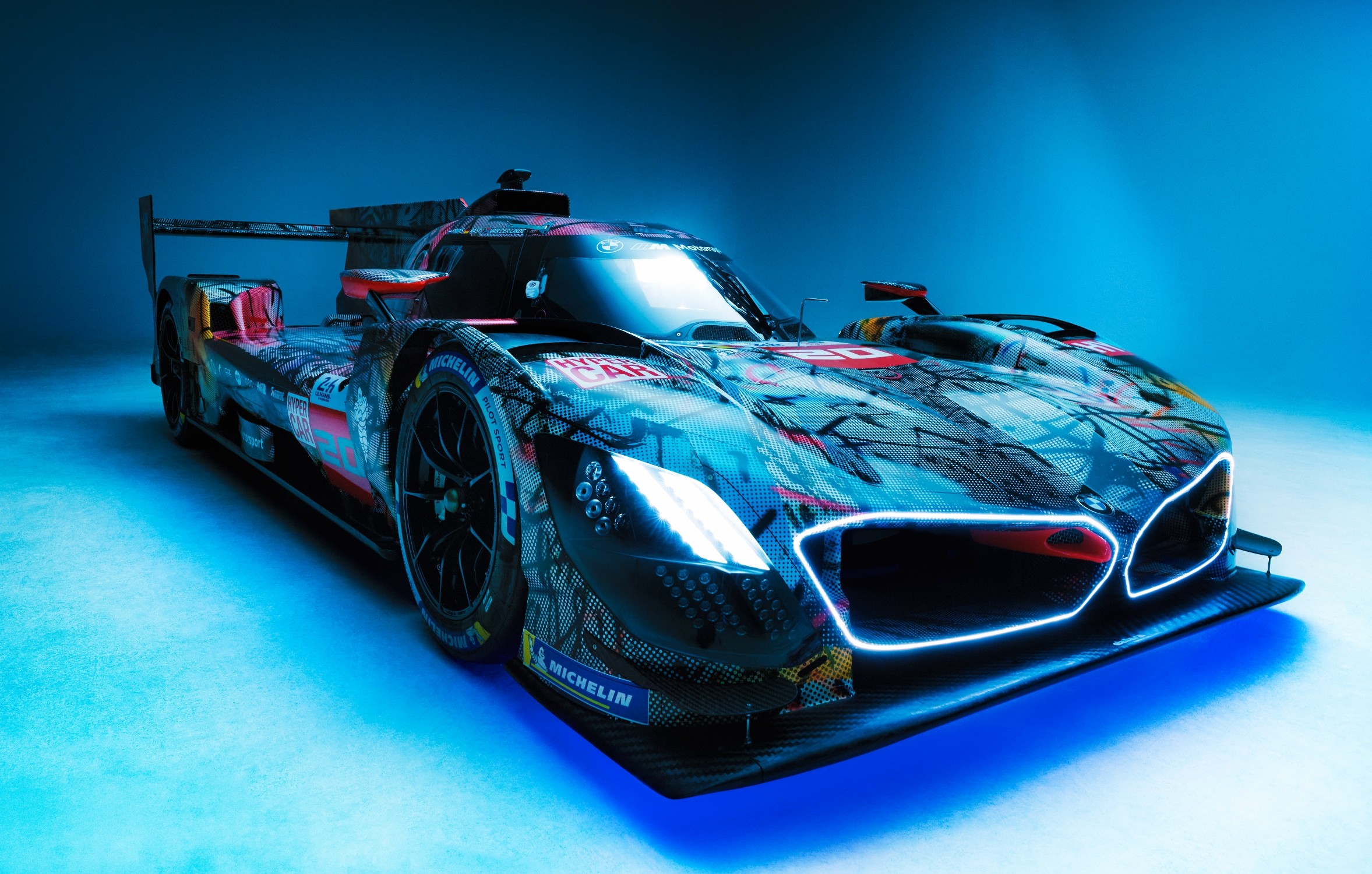 Name:  P90550693_lowRes_bmw-art-car-20-by-ar.jpg
Views: 1379
Size:  776.9 KB