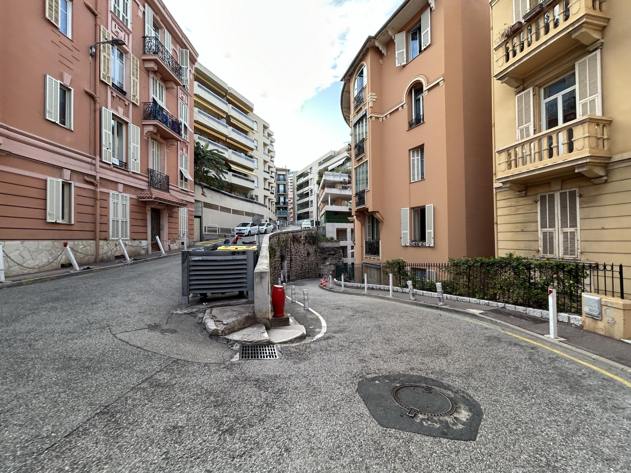 Name:  Monaco streets at welcome.jpg
Views: 413
Size:  715.9 KB
