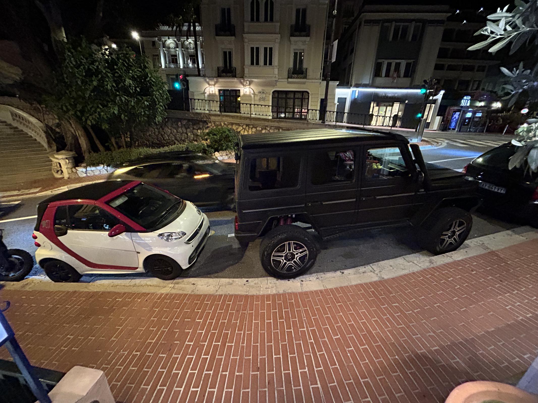 Name:  G wagen and smart car.jpg
Views: 423
Size:  489.7 KB