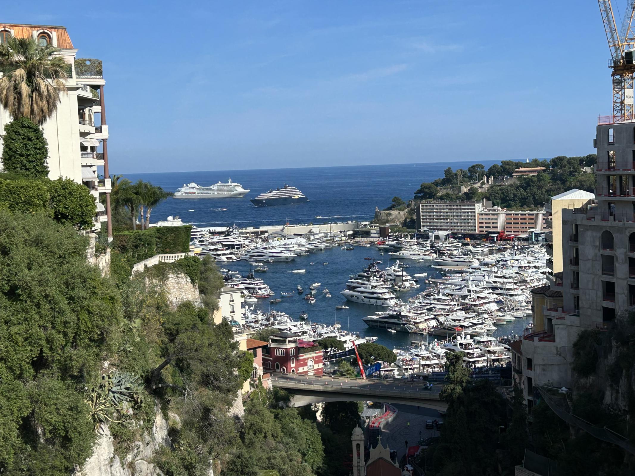 Name:  Harbor traffic.jpg
Views: 432
Size:  538.3 KB