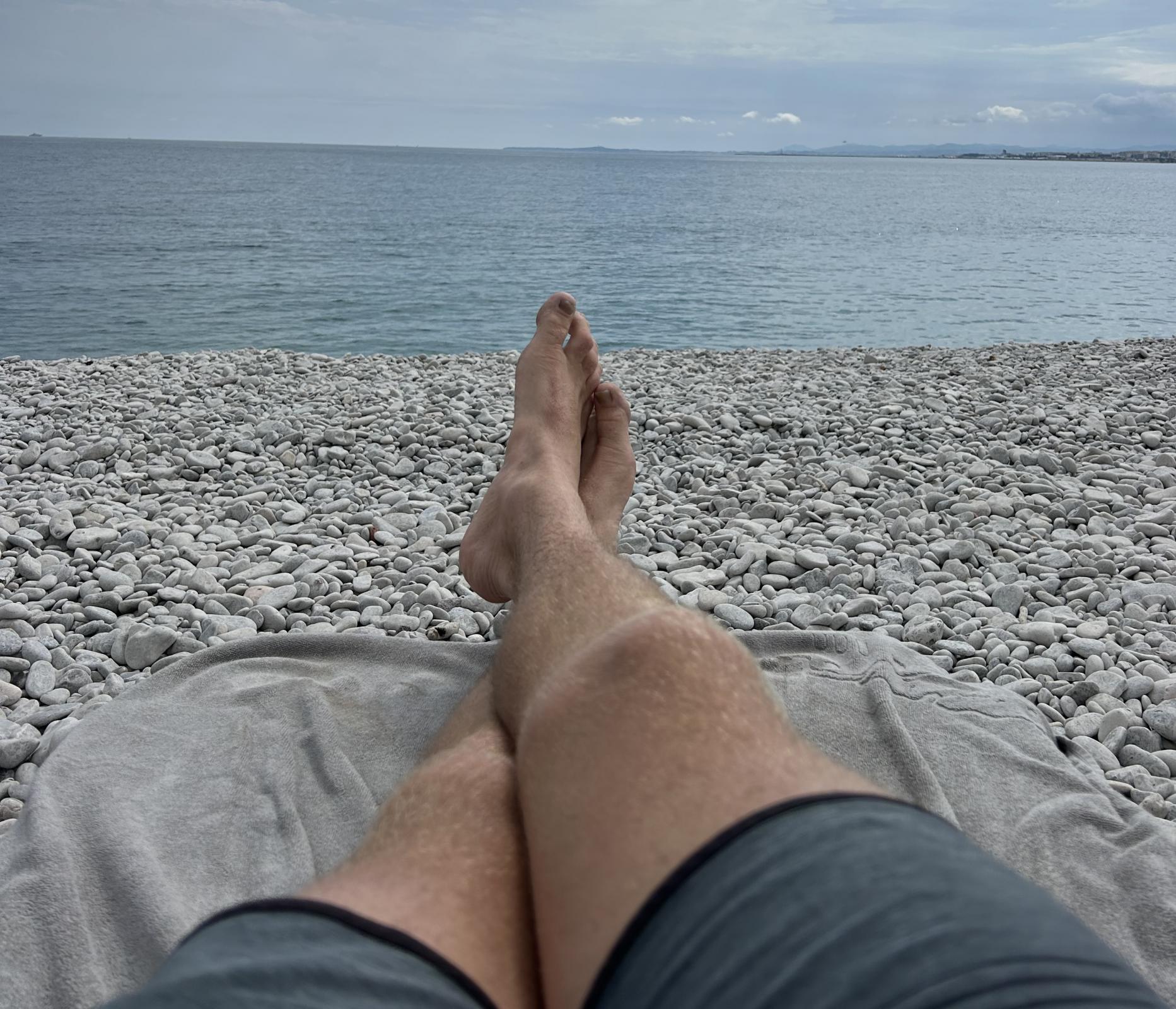 Name:  nice feet up .jpg
Views: 401
Size:  397.5 KB