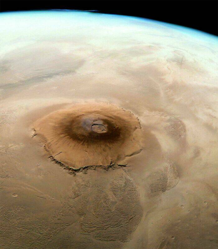 Name:  Olympus Mons 72000 feet high..jpg
Views: 22319
Size:  58.7 KB