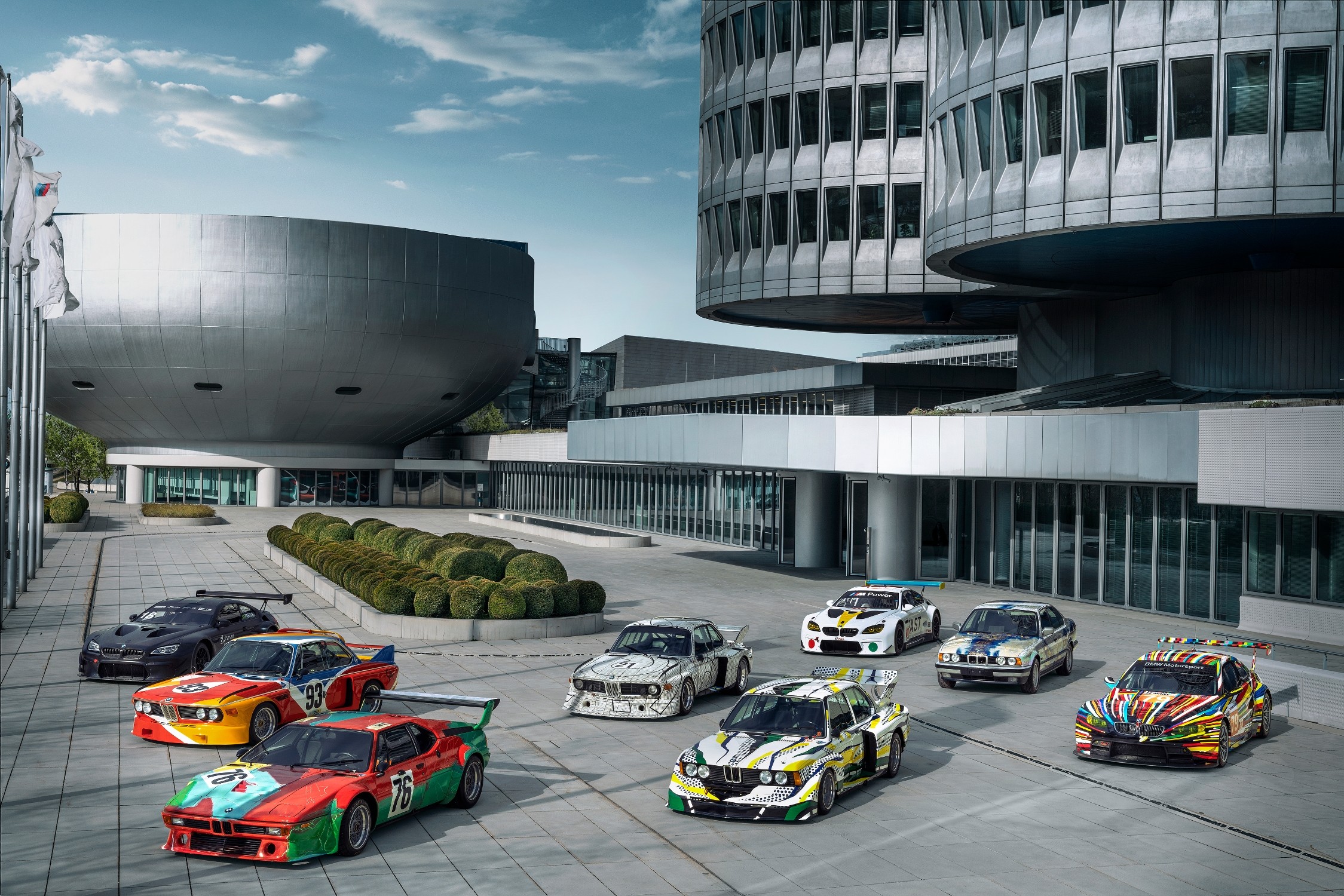 Name:  P90589833_lowRes_bmw-art-car-collecti.jpg
Views: 1724
Size:  978.2 KB