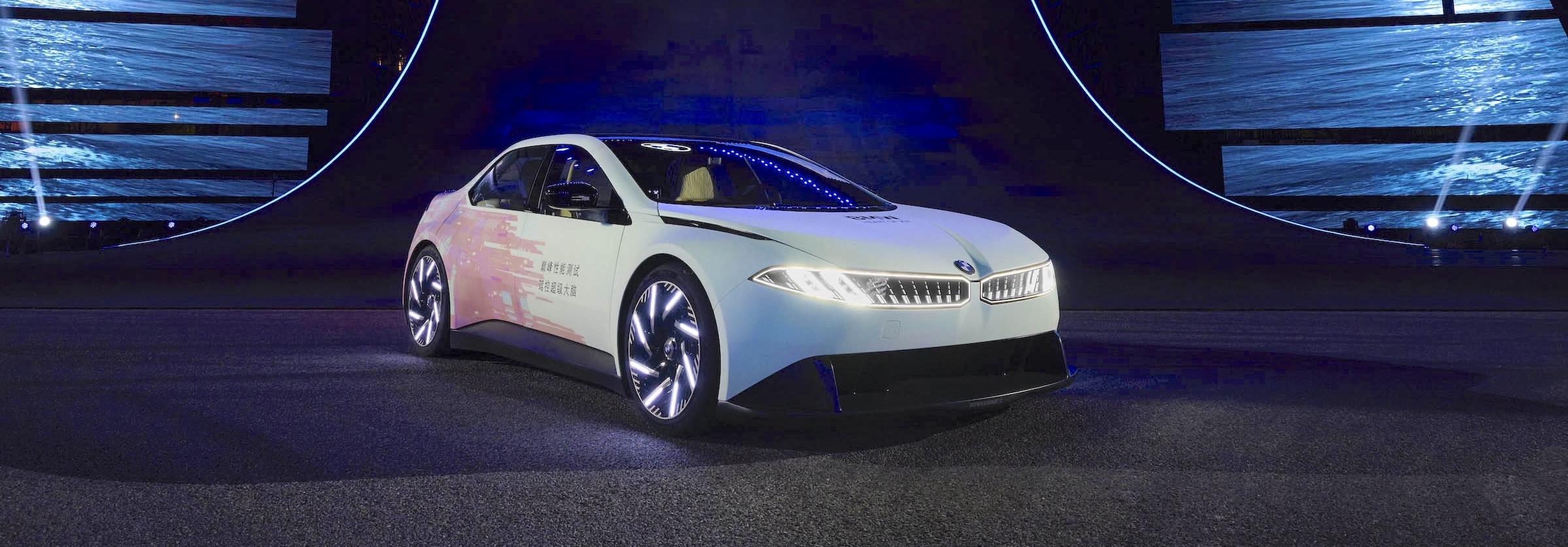 Name:  P90596063_highRes_bmw-vision-driving-e.jpeg
Views: 4731
Size:  610.2 KB