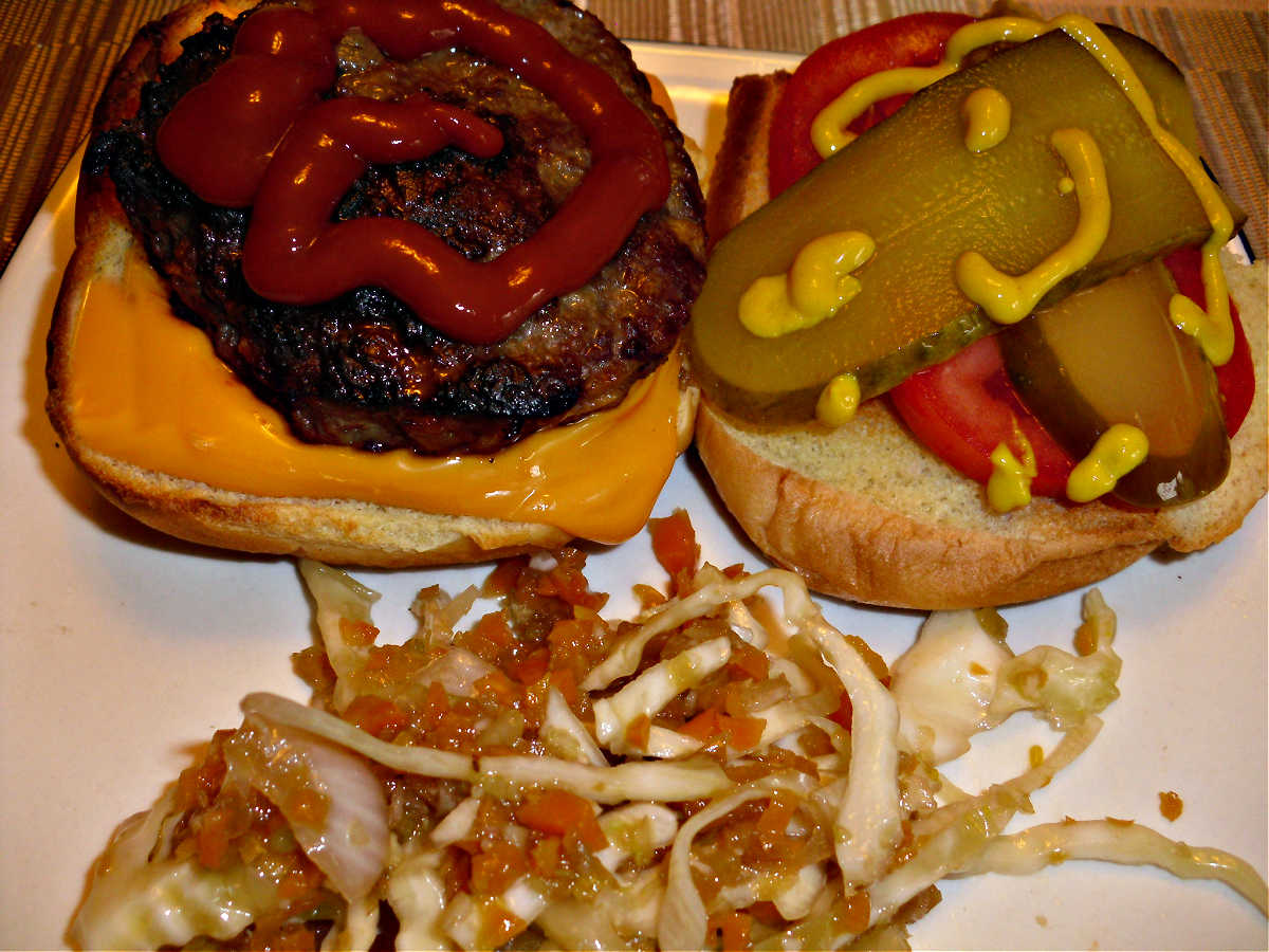 Name:  Burger..jpg
Views: 71
Size:  139.3 KB