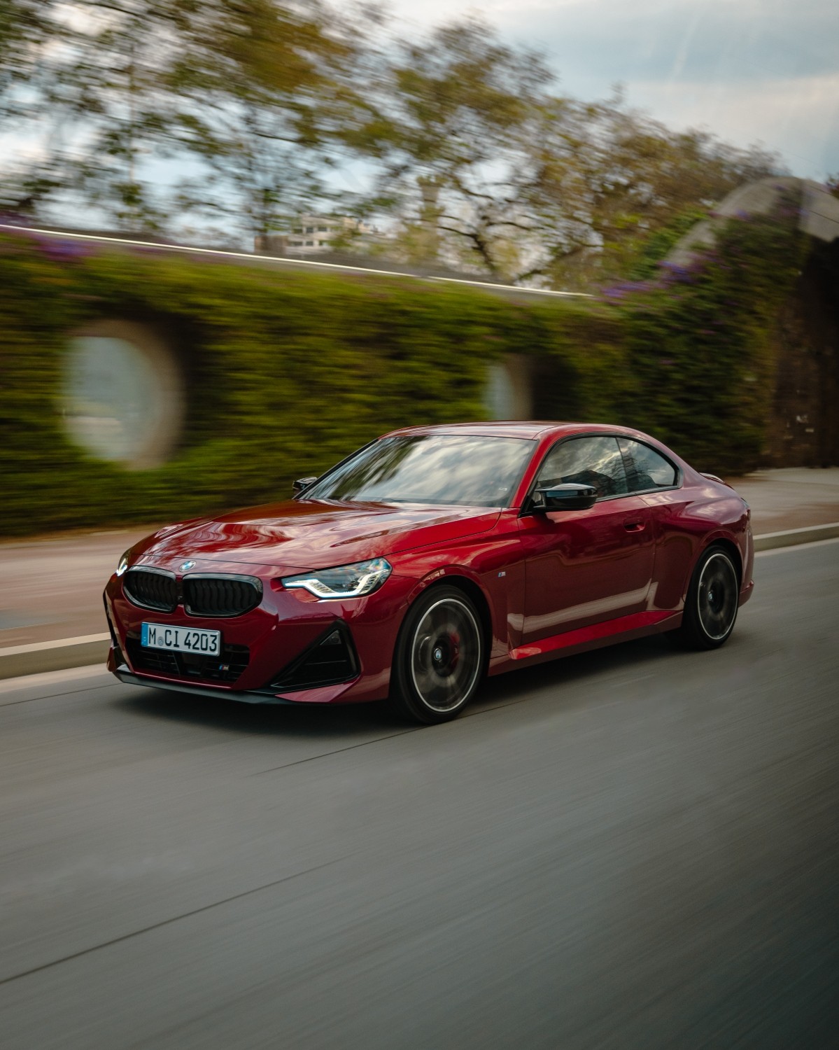 Name:  P90554915_lowRes_the-new-bmw-m240i-xd.jpg
Views: 3986
Size:  300.1 KB