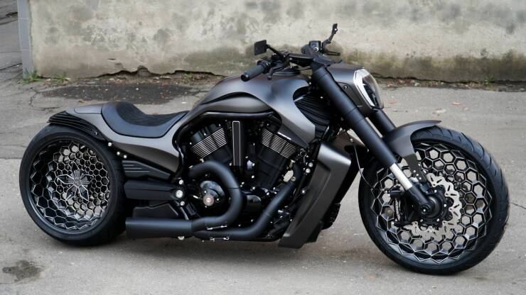 Name:  V-Rod.jpg
Views: 1354
Size:  51.9 KB