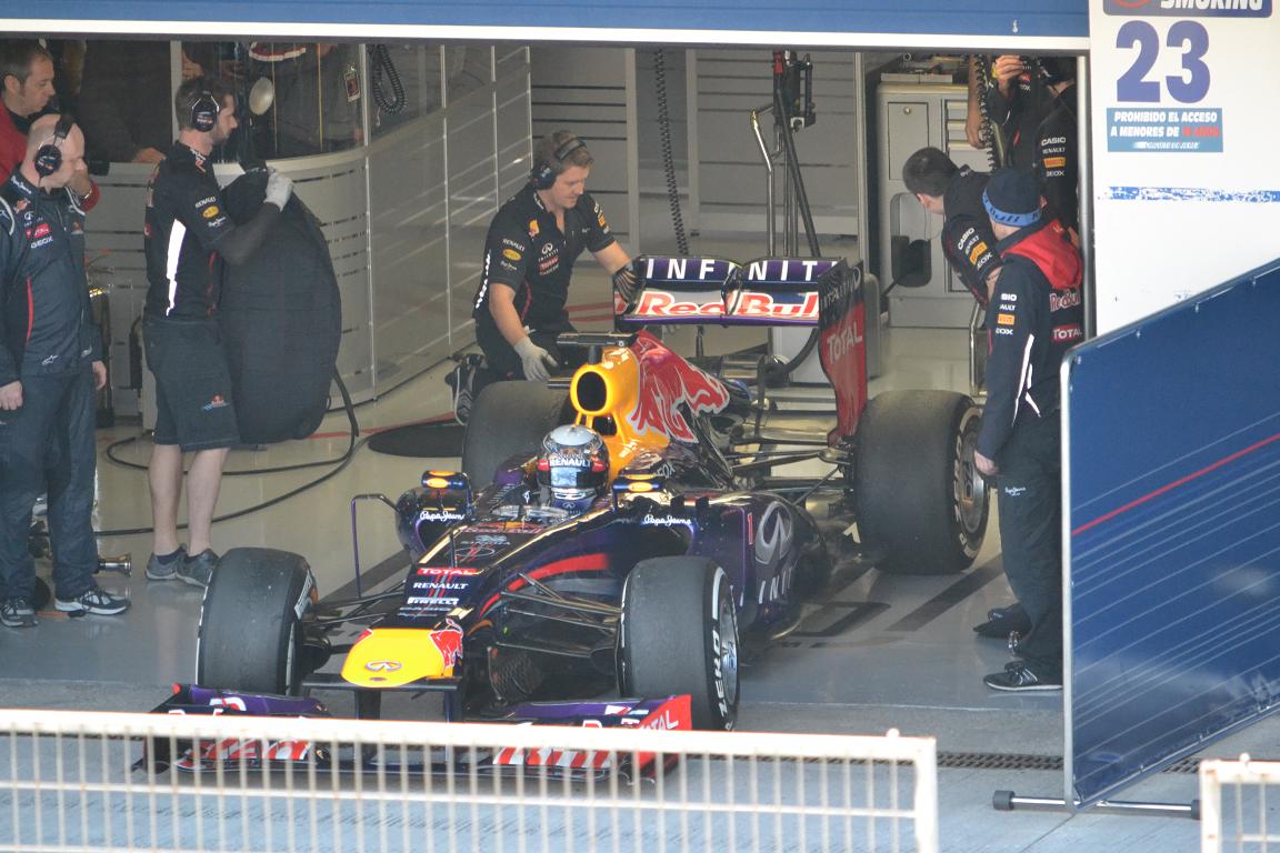 Name:  F1 Testing 2013 164 - Copy.JPG
Views: 1784
Size:  176.7 KB